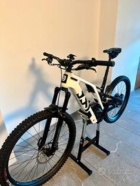 E-MTB HUSQVARNA MC4 tg.L