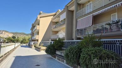 2 LOCALI A CASAPULLA