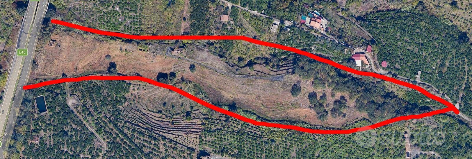 Terreno con ruderi - Vista 2