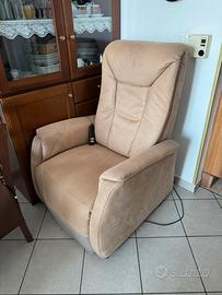Poltrona reclinabile per anziani