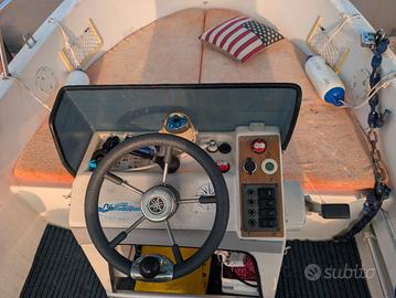  Barca open con motore Yamaha 25 CV 2 tempi 