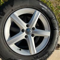 Cerchi VW e gomme termiche 215/65 R16