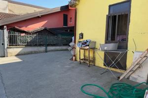CASA INDIPENDENTE A LENO
