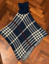 Un copricollo/maglione caldo e morbido MAI USATO
