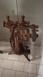 Filatoio in legno antico