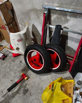 pezzi per F12 Malaguti 