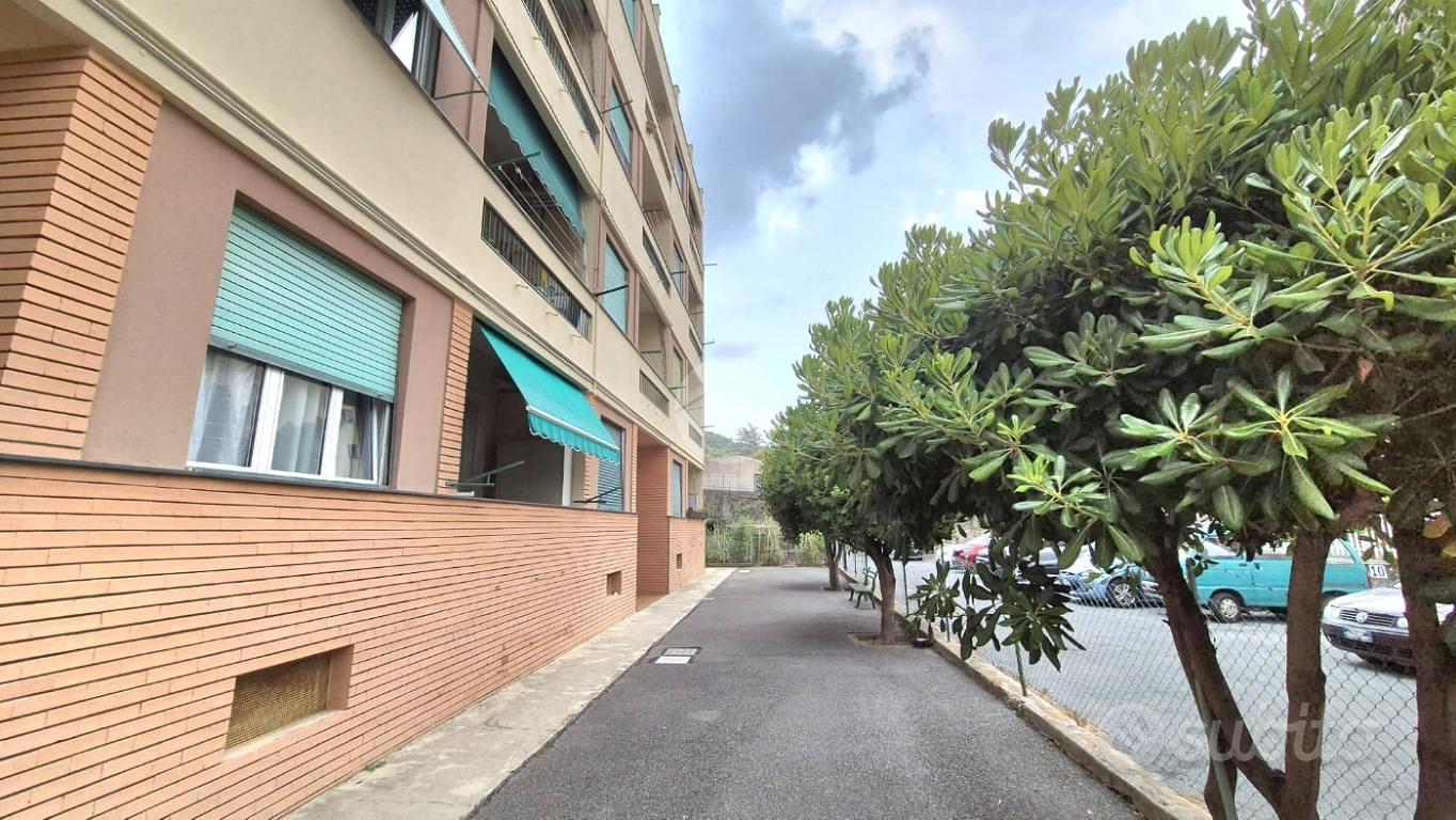 Appartamento – Genova, Borgo Foce, Ponente - Altro