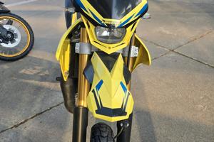 Suzuki Valenti SM 50 Racing 50cc motard