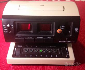 Grundig Sono-Clock 500A Radio FM Alarm Radio-svegl