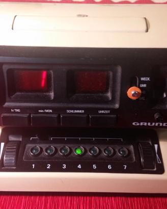 Grundig Sono-Clock 500A Radio FM Alarm Radio-svegl