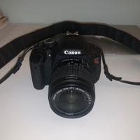 Fotocamera Canon (BUNDLE con 2 obiettivi)