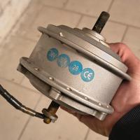 Motore e-bike mozzo anteriore