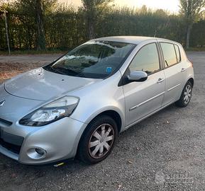 RENAULT CLIO 1200 GPL SOLO 1400000 km 2012 !!!!!!