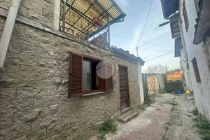 CASA SEMINDIPENDENTE A CUORGNÈ