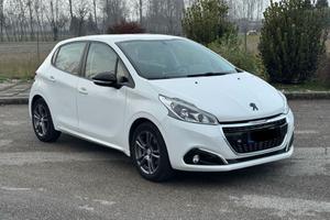 Peugeot 208 PureTech 82 5 porte Allure 2017