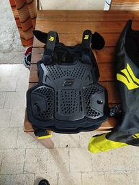 abbigliamento completo per fare cross 