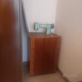 Macchina da cucire anni 60 Superjolly