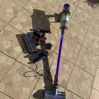 Aspirapolvere Dyson v10