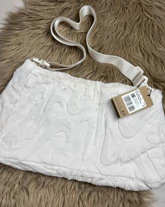 Borsa Nike Ecopelliccia Beige panna nuova