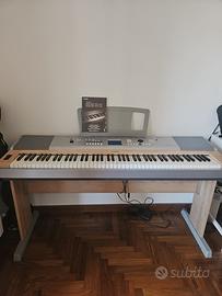 Piano digitale Yamaha dgx 620