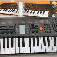 Pianola Casio Tastiera SA-77

e borsa imbottita