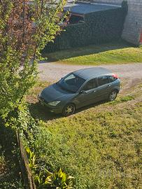 ford focus luglio 2002 benzina