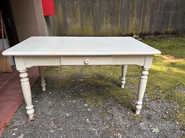 Tavolo in legno 140cmx80cm