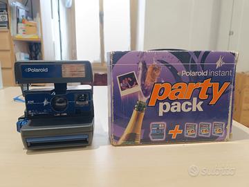 Polaroid 636 istant camera party pack come nuova