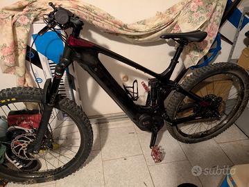 E-MTB trek powerfly 9.7 carbon