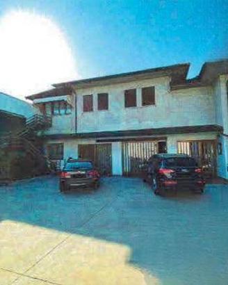 Immobile in asta di 1500 m² con più di 5 locali a 