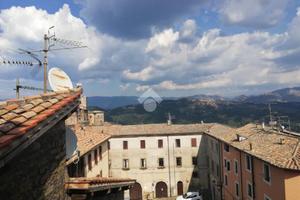 2 LOCALI A SAN VITO ROMANO