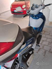 Beverly 250
