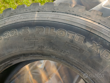 Pneumatici autocarro