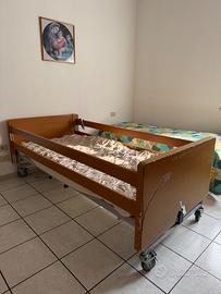Letto Ospedaliero Elettrico