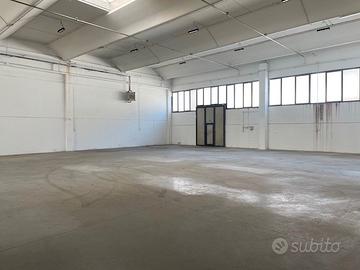 Mq 1.000 - CapannoneSan Martino Buon Albergo (VR)