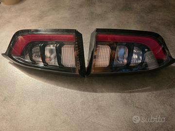 Fanali posteriori Centrali Jeepp Cherokee - Dx/Sx