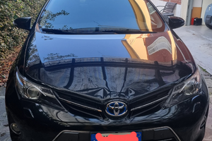 Vendita Toyota Auris 1800 Hybrid Lounge