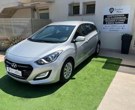 HYUNDAI - i30  Wagon 1.6 crdi Classic 110cv FL E6