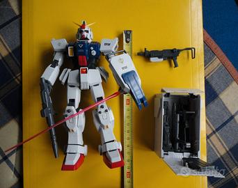 2 modellini GUNDAM scala MG : GF13, RX-79
