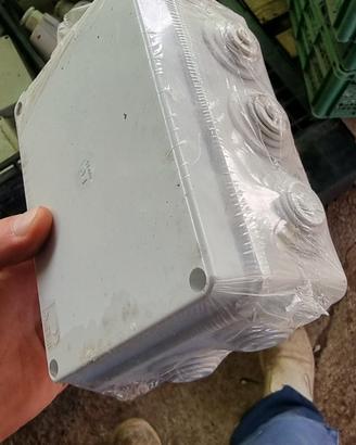 Cassetta derivazione