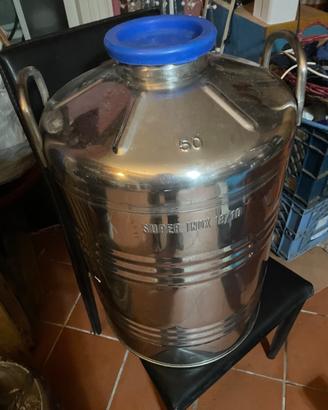 Fusto contenitore in acciaio