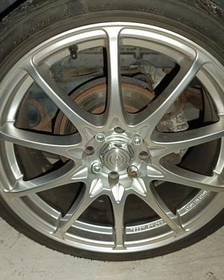 4 gomme 205 40 ZR 17 e cerchi