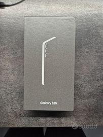 telefono samsung Galaxy S25 nero 256GB, come nuovo
