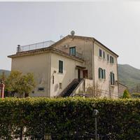 Casa semi indipendente