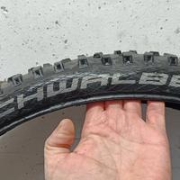 29" x 2,6" larghezza gomme copertone