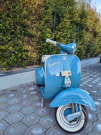 Piaggio Vespa 