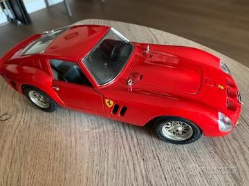 Ferrari 250 GTO scala 1:18