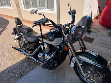 Moto custom kavasaki