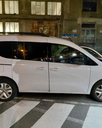 RENAULT KANGOO 2022