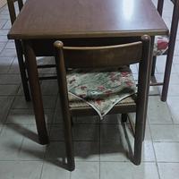 tavolo da pranzo allungabile con  6 sedie